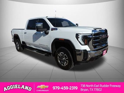 Certified 2024 GMC Sierra 2500 SLT w/ SLT Convenience Package image 3
