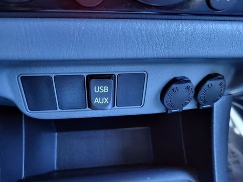 Used 2015 Toyota Tacoma 4x4 Double Cab image 26