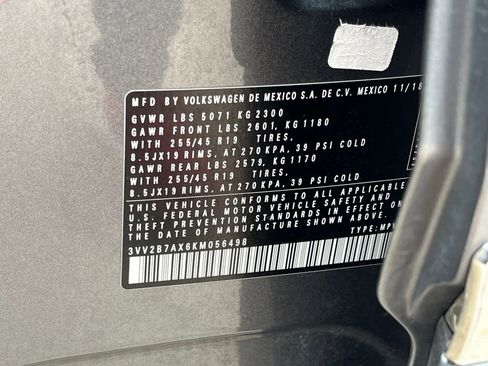 Used 2019 Volkswagen Tiguan SEL image 35