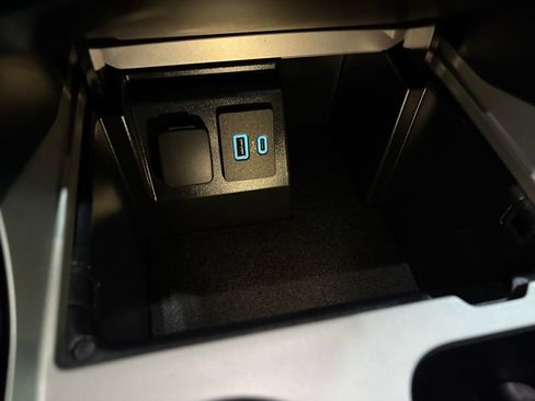 Used 2023 Ford Explorer ST w/ Equipment Group 401A image 17