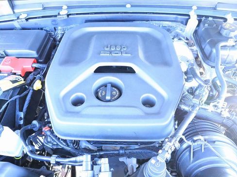 New 2026 Jeep Wrangler Unlimited Rubicon w/ Convenience Group image 19