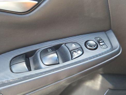 Used 2023 Nissan Sentra SV FWD image 14
