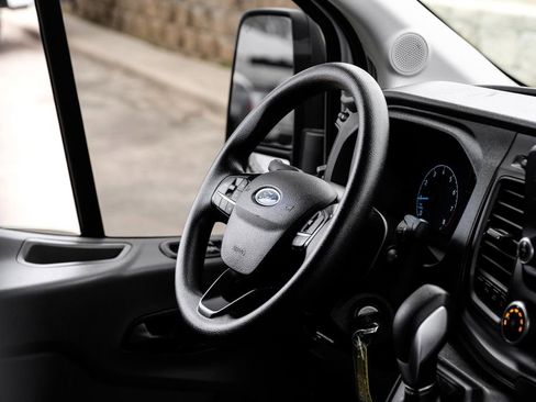 Used 2021 Ford Transit 350 XLT image 11