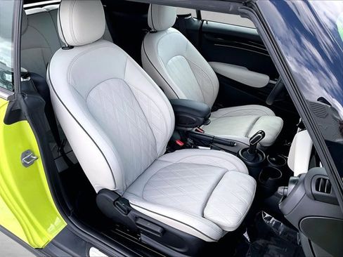 Used 2024 MINI Cooper S image 9