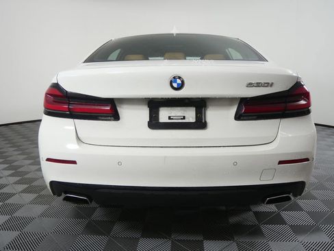 Certified 2023 BMW 530i w/ Premium Package image 4