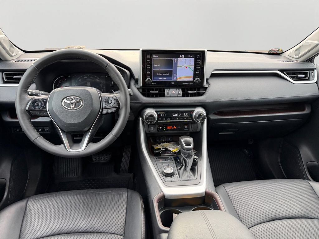 Used 2021 Toyota RAV4 Limited AWD/4WD image 16