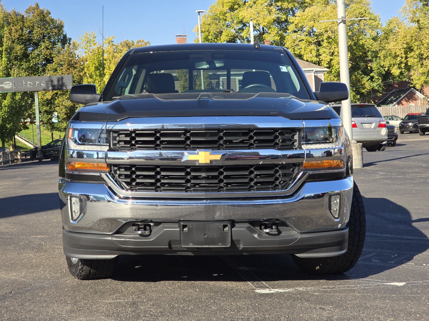 Certified 2018 Chevrolet Silverado 1500 LT w/ All Star Edition AWD/4WD image 19