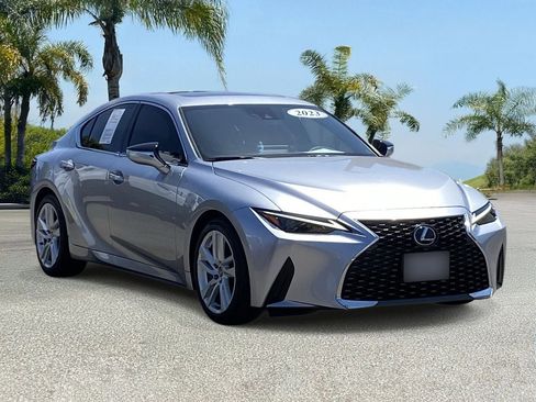 Used 2023 Lexus IS 300 w/ Comfort Package RWD image 6