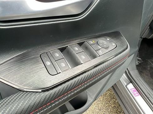 New 2025 Nissan Kicks SR w/ Illumination Package image 21