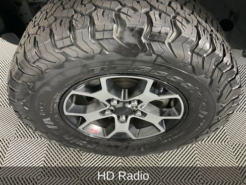 Certified 2021 Jeep Wrangler Unlimited Rubicon w/ Dual Top Group image 12