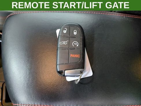 Used 2025 Dodge Durango R/T AWD/4WD image 12