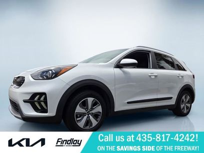 Used 2022 Kia Niro LX