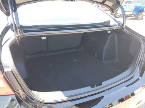 Used 2024 Chevrolet Malibu LT FWD image 30