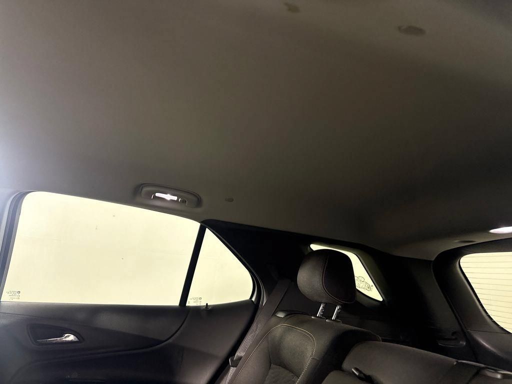Used 2021 Chevrolet Equinox LT FWD image 29