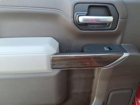 Used 2022 Chevrolet Silverado 1500 LT Trail Boss image 14