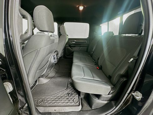 Used 2022 RAM 1500 Big Horn AWD/4WD image 26