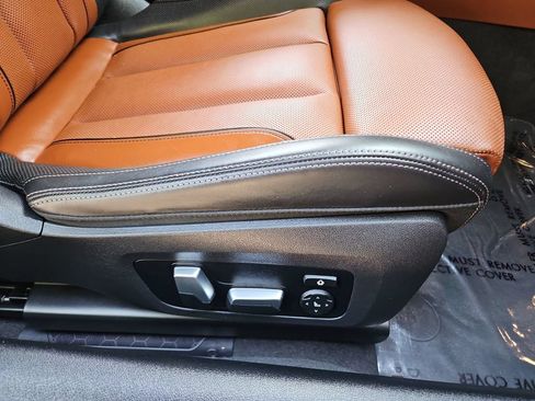 Used 2024 BMW M850i xDrive Convertible AWD/4WD image 28