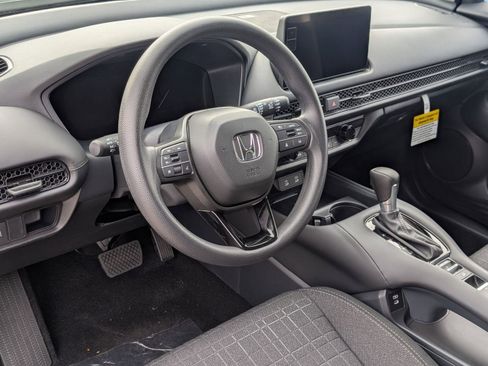 New 2026 Honda HR-V LX image 3