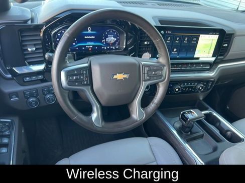 Used 2024 Chevrolet Silverado 1500 LTZ image 38