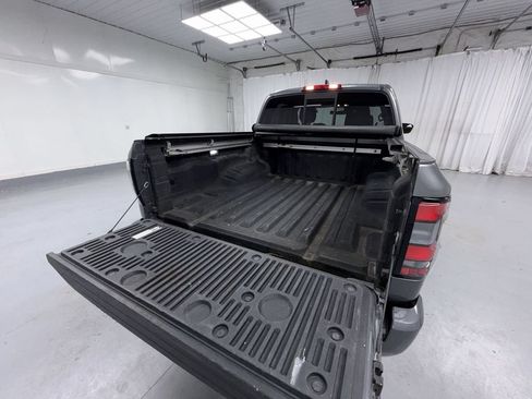 Used 2022 Nissan Frontier SV AWD/4WD image 19