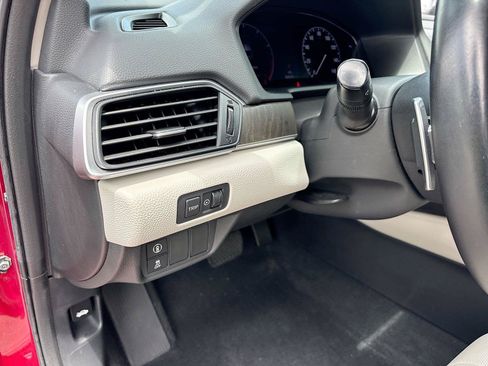 Certified 2019 Honda Accord EX-L image 11