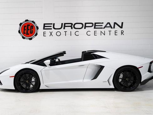 Used 2014 Lamborghini Aventador LP 700-4 image 7