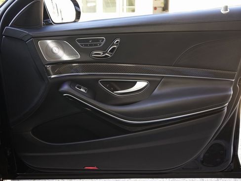 Used 2019 Mercedes-Benz S 63 AMG S 4MATIC Sedan image 26