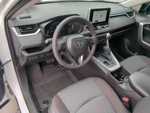 Certified 2025 Toyota RAV4 XLE w/ Convenience Package image 9