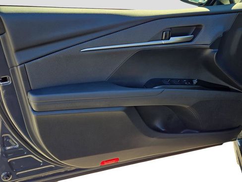 Used 2025 Toyota Camry SE image 23