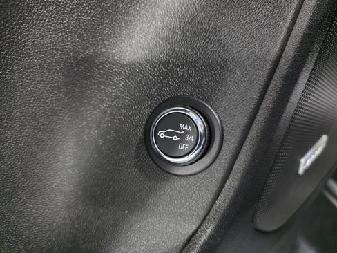 Used 2021 Chevrolet Blazer LT w/ Sound & Technology Package FWD image 21