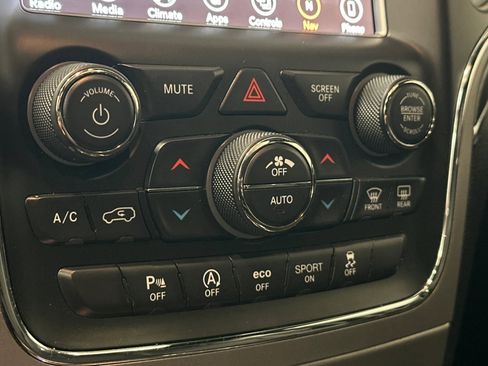 Used 2018 Jeep Grand Cherokee Limited image 22