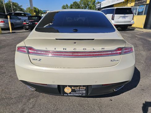 Used 2015 Lincoln MKZ AWD image 11