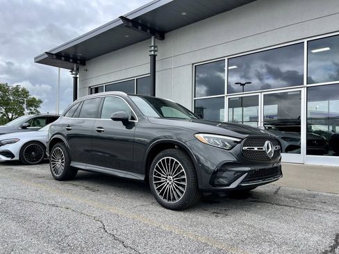 Certified 2025 Mercedes-Benz GLC 300 4MATIC image 1