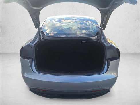 Used 2025 Tesla Model 3 Long Range image 17