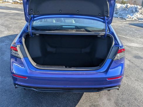 Used 2025 Honda Accord Sport image 13