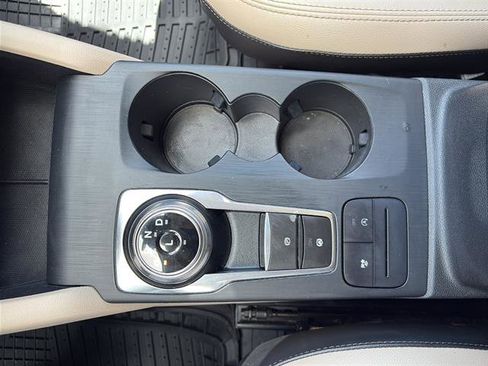 Used 2020 Ford Escape SEL FWD image 25