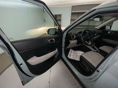 Certified 2026 Hyundai Venue SEL FWD image 11