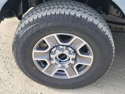 New 2026 Ford F250 Lariat w/ FX4 Off-Road Package AWD/4WD image 6