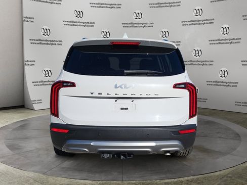 Used 2022 Kia Telluride EX w/ Towing Package image 4