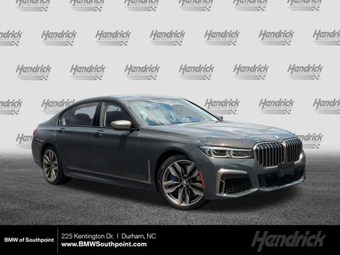 Used 2022 BMW M760i xDrive AWD/4WD image 1