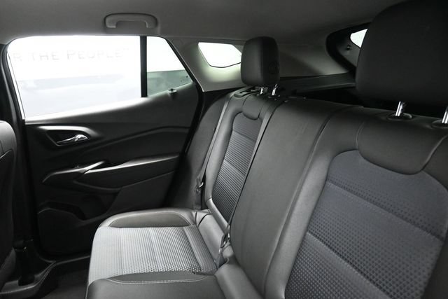 Used 2025 Chevrolet Trax LT FWD image 20