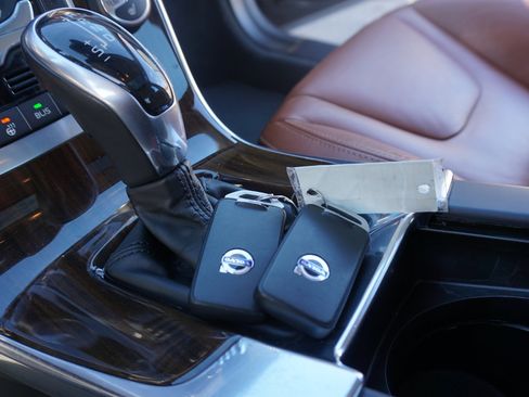 Used 2014 Volvo S60 T5 image 20