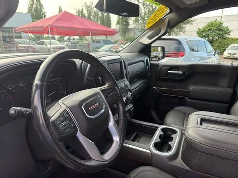 Used 2022 GMC Sierra 1500 SLT w/ SLT Convenience Package AWD/4WD image 11