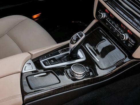 Used 2016 BMW 535i Sedan RWD image 32
