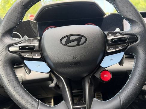 Used 2025 Hyundai Elantra N FWD image 12