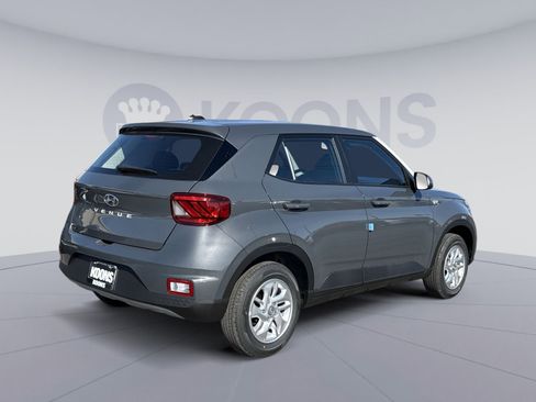New 2026 Hyundai Venue SE FWD image 7