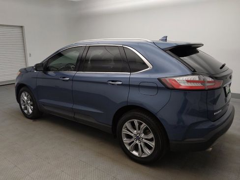 Used 2019 Ford Edge Titanium FWD image 5