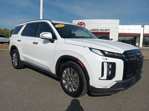 Used 2023 Hyundai Palisade SEL AWD/4WD image 1