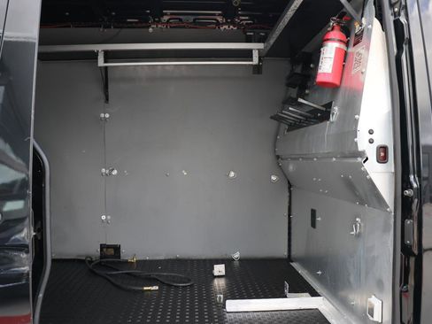 Used 2020 Mercedes-Benz Sprinter 3500 image 12