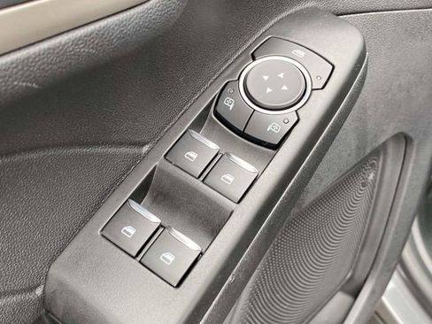 Used 2021 Ford Escape SE w/ Convenience Package image 22